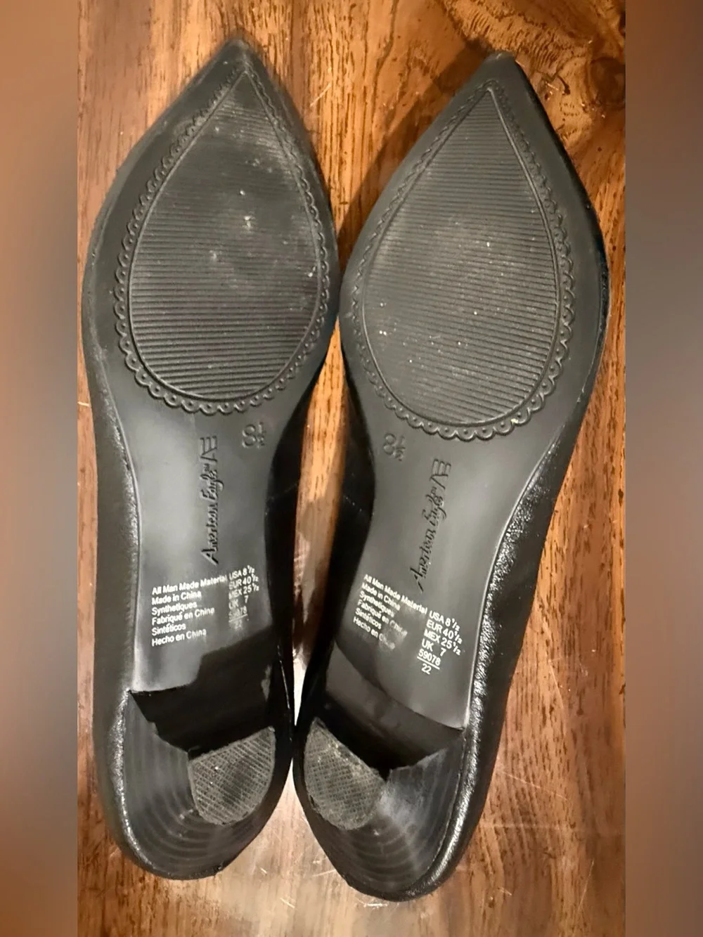 American Eagle Outfitters Black Pointed Toe Ballet Flats